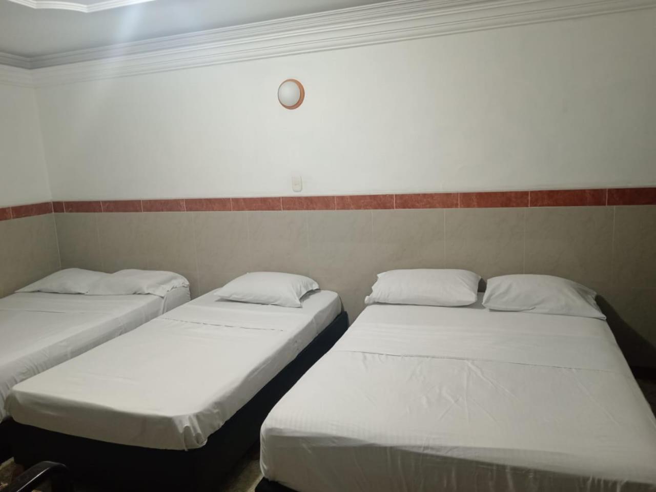 La Hermosa Hotel Buga Eksteriør bilde