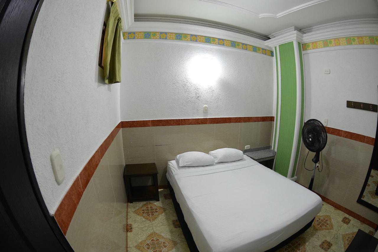La Hermosa Hotel Buga Eksteriør bilde